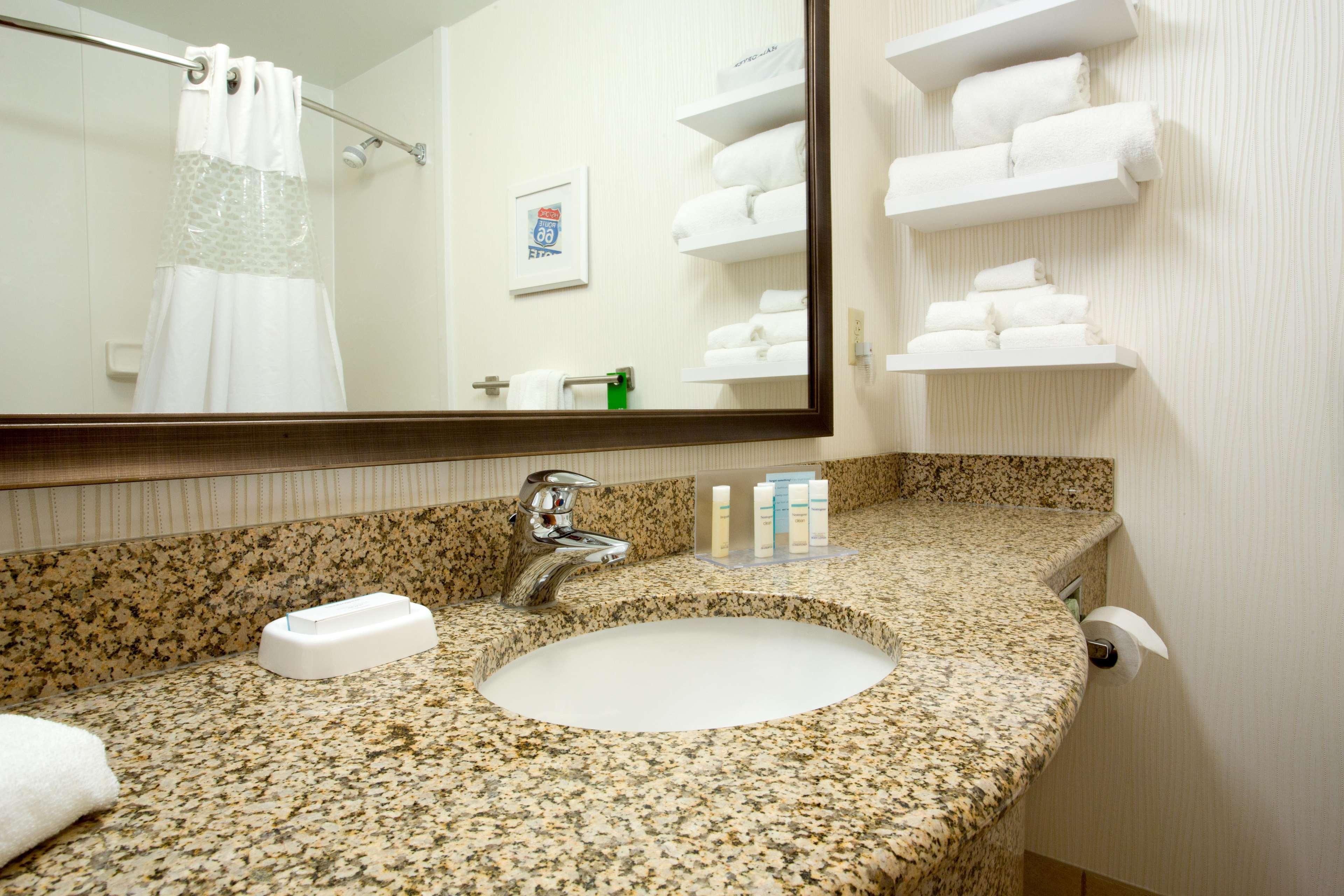 Hampton Inn St. Louis Southwest Фентън Екстериор снимка