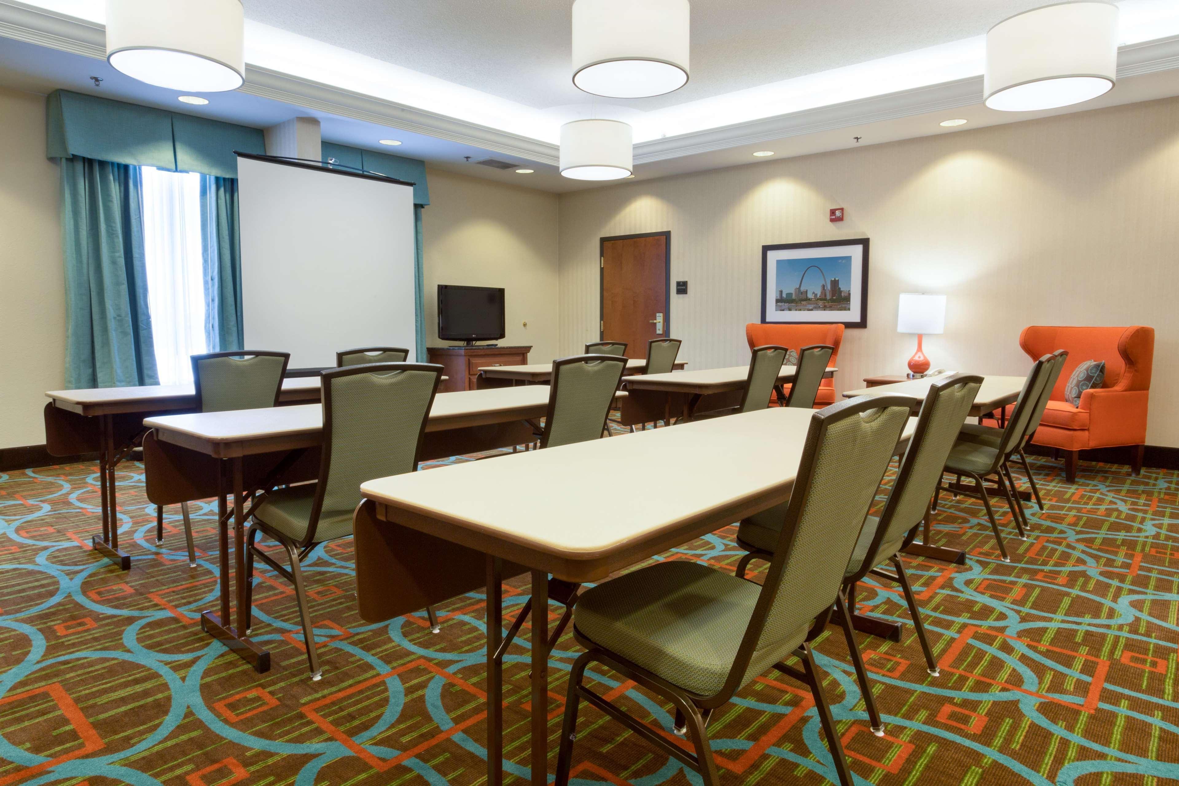 Hampton Inn St. Louis Southwest Фентън Екстериор снимка