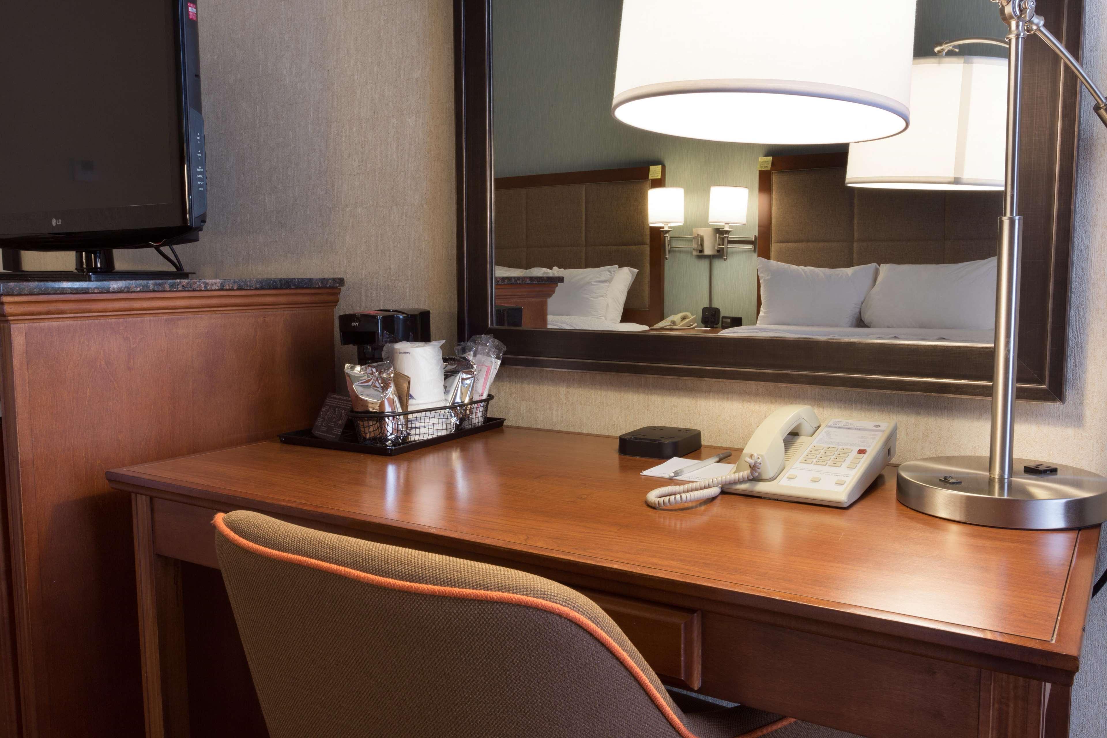 Hampton Inn St. Louis Southwest Фентън Екстериор снимка