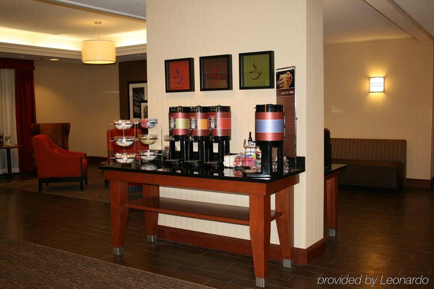 Hampton Inn St. Louis Southwest Фентън Ресторант снимка